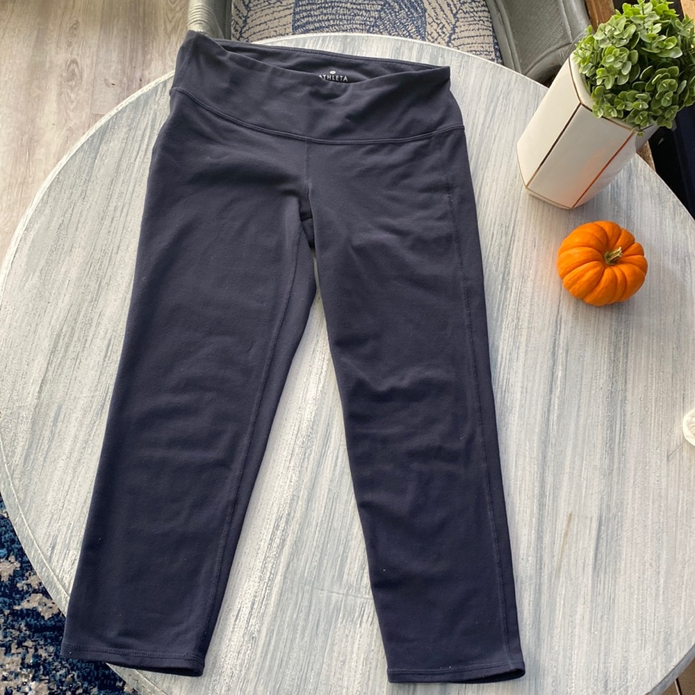 ATHLETA CROP LEGGING